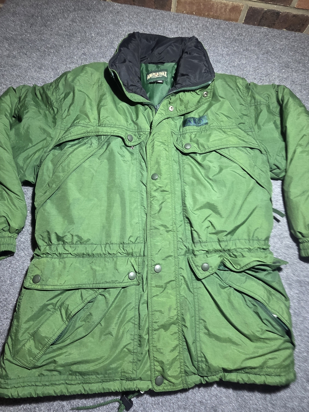 Vintage Y2K American Eagle Outfitters Men's Large Green Winter Puffer Jacket